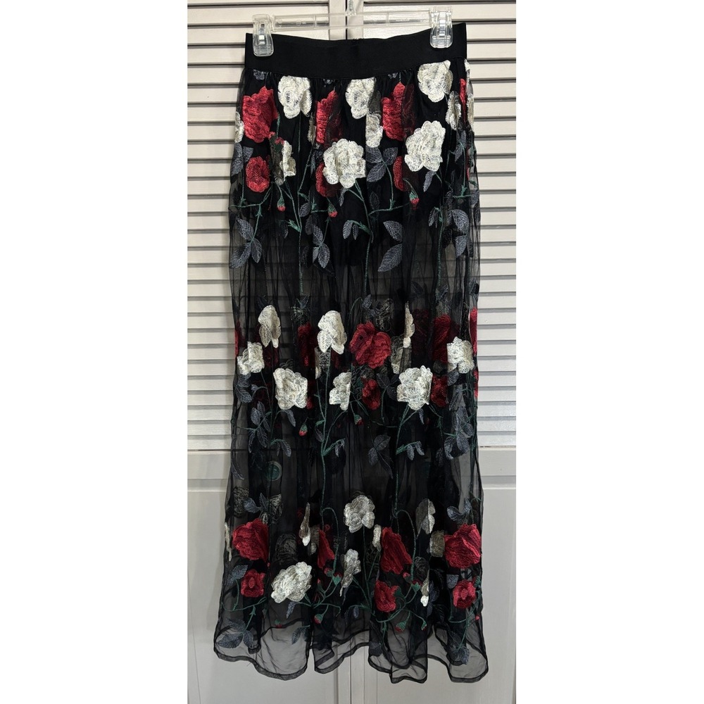 FOREVER21 Sheer Embroidery Roses A-line Skirt Shorts Under Sz M Elastic Waist